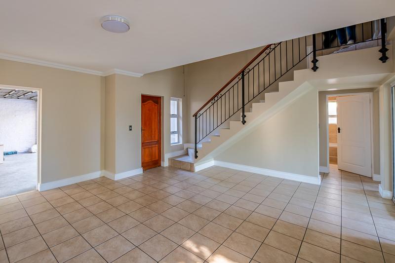 3 Bedroom Property for Sale in Protea Heights Western Cape